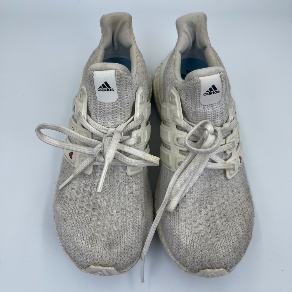adidas UltraBoost 4.0 DNA Hearts Pack Women's 8 White Running Shoes GZ9232